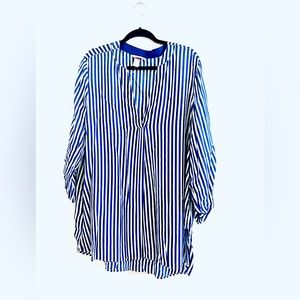 Slimming plus size blouse white and royal blue lines.